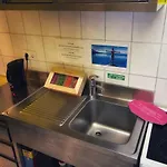 Backpackers - Self Check-in Hostel Dusseldorf