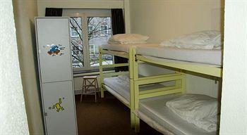 Backpackers - Self Check-in Dusseldorf