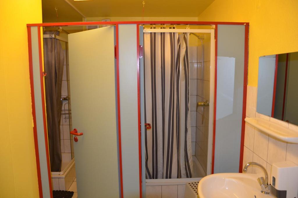 Backpackers - Self Check-in