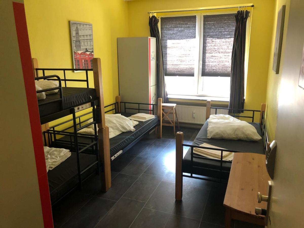 Backpackers - Self Check-in *